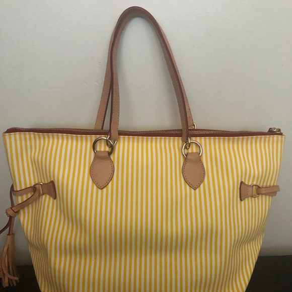 Dooney & Bourke DB stripes Tassel O-ring Shopper bag - Picture 2 of 4